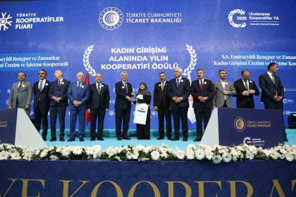 oka-destekli-erzak-kadin-kooperatifine-yilin-kadin-kooperatifi-odulu