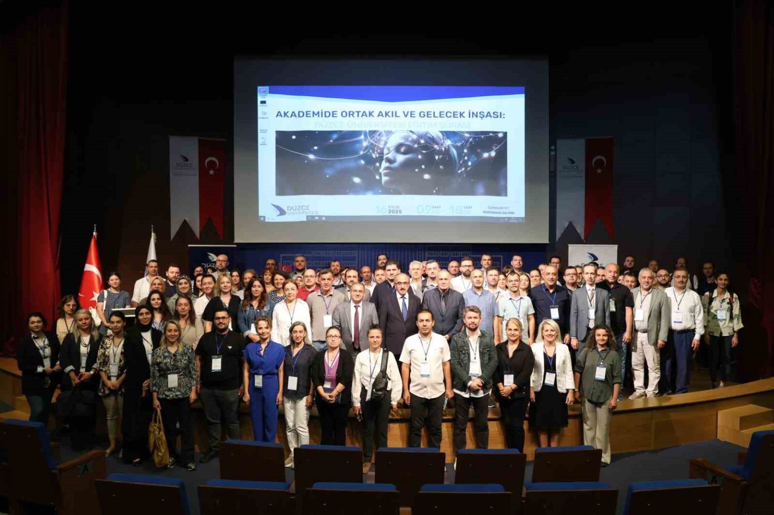 prof-dr-koc-yalnizca-bilgi-aktarmakla-kalmamali-ogrenmeyi-de-sevdirmeliyiz