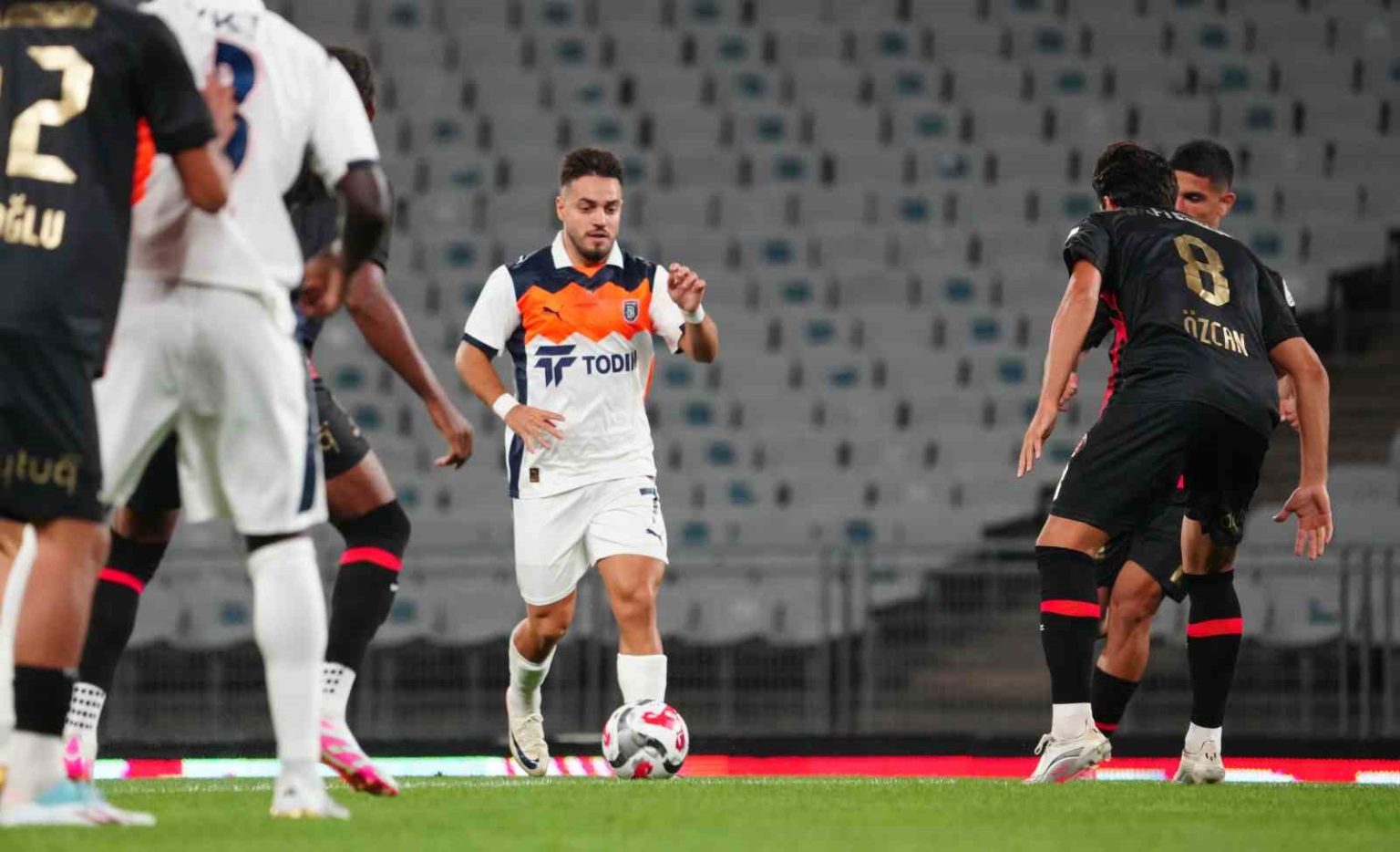 trendyol-super-lig-fatih-karagumruk-0-rams-basaksehir-2-mac-sonucu