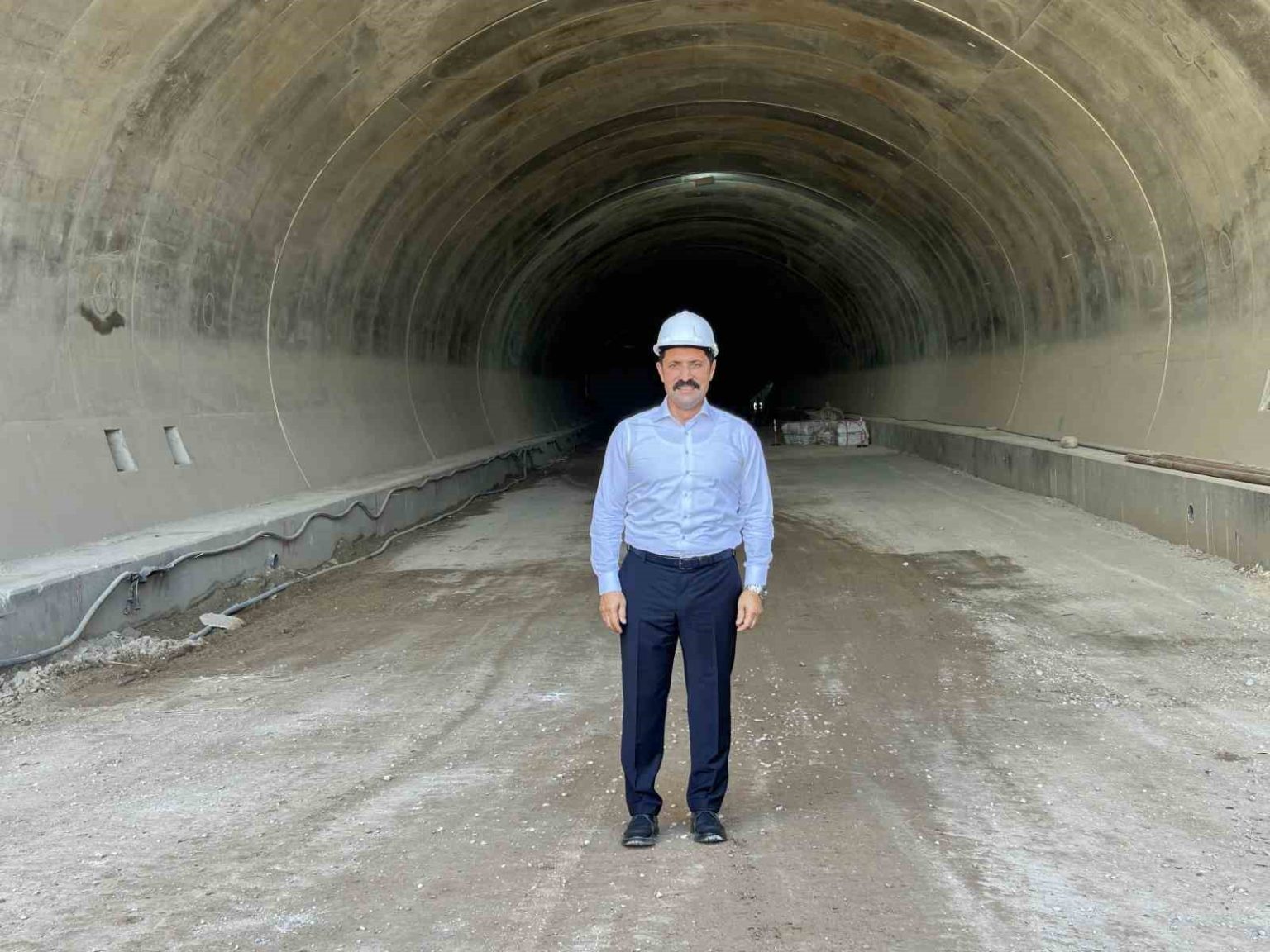 turkiyenin-en-uzun-ve-en-genis-tek-tuneli-olma-ozelligine-sahip-tunelle-birlikte-amanos-daglari-kolaylikla-asilacak