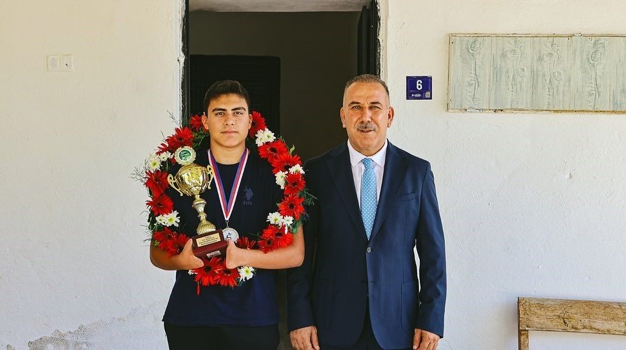 yigmatepe-dunya-sampiyonu-muaz-ile-bir-araya-geldi