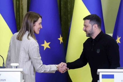zelenskiy-rusya-ukrayna-savasinin-ukraynaya-yillik-maliyeti-120-milyar-dolar
