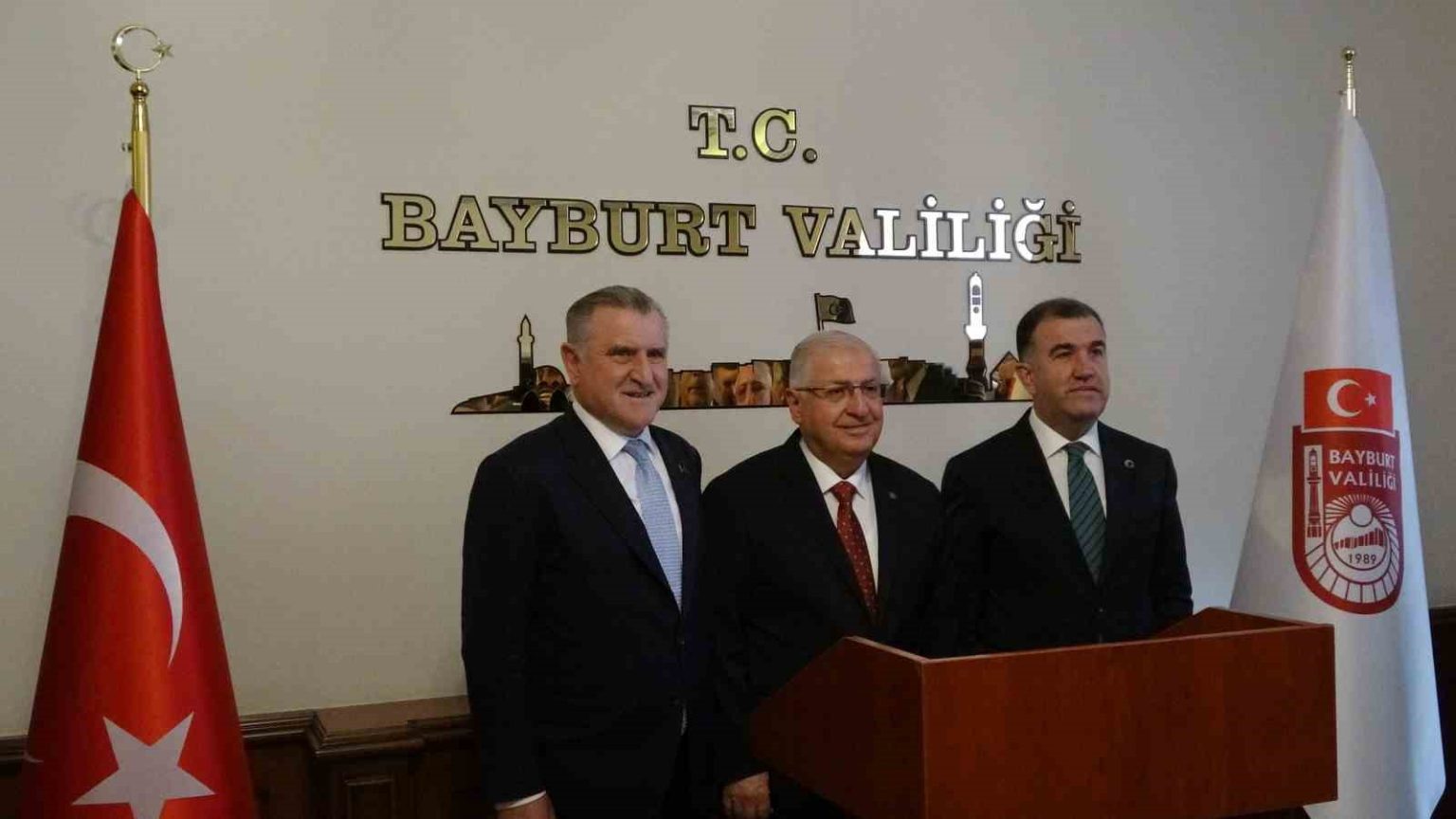 bakan-guler-ve-bakan-bak-bayburtta