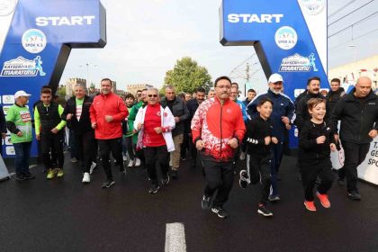 baskan-buyukilictan-kayserinin-uluslararasi-yari-maratonuna-davet