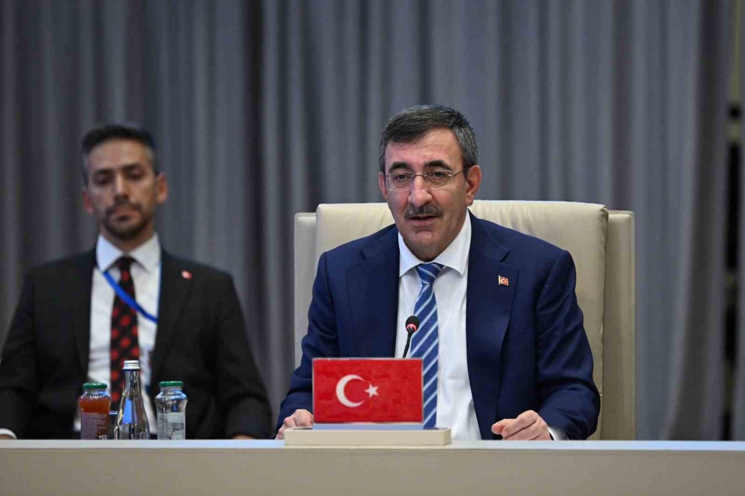 cumhurbaskani-yardimcisi-yilmaz-kktc-dogu-akdenizde-turk-dunyasinin-bir-gucu-olarak-bulunuyor