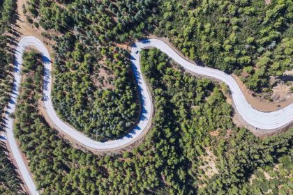 denizlide-mollaahmet-ile-goveclik-mahallelerini-birlestiren-yol-yenileniyor