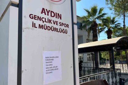 deprem-riski-nedeniyle-mudurluk-binasi-tahliye-edildi