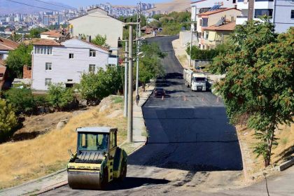 elazigda-yol-yenileme-calismalari-suruyor