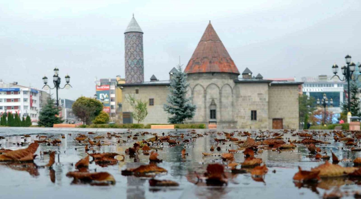 erzurumda-kuvvetli-ruzgar-uyarisi