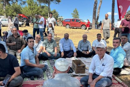 gedizde-vatandaslar-berekete-dualarla-cagri-yapti