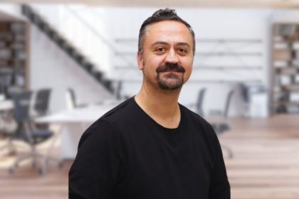 genc-iletisimcilere-cagri-dijital-beceriler-tek-basina-yetmez