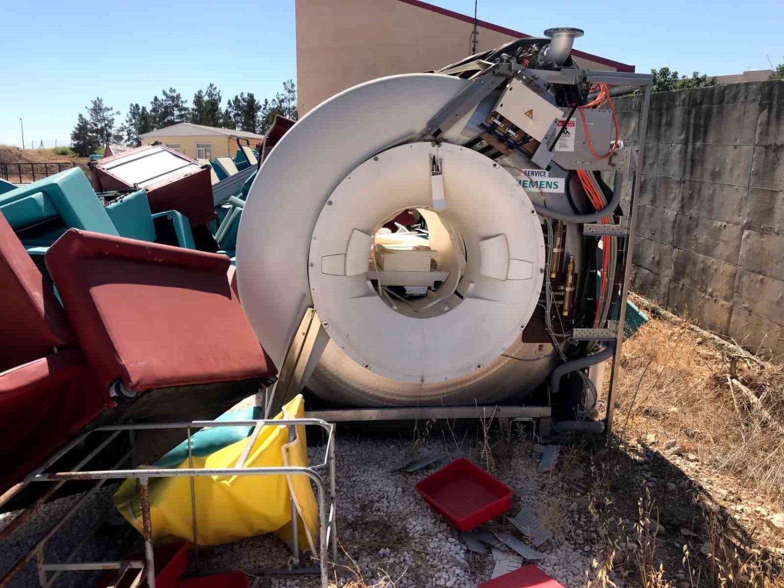 harran-universitesinde-milli-servet-curuyor