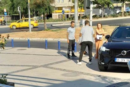 isci-maas-bekliyor-baskan-aylik-kirasi-276-bin-lira-olan-araca-biniyor