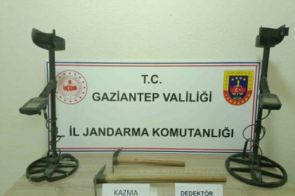 kacak-kazi-yapan-2-sahsi-jandarma-sucustu-yakaladi