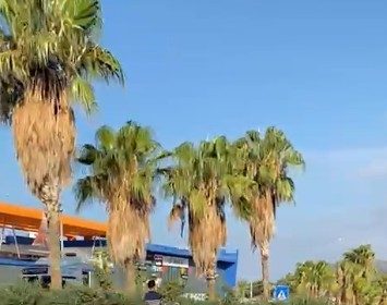 karayolunda-kasksiz-tek-teker-sov