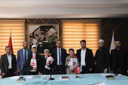 kuran-i-kerimi-en-guzel-okumak-icin-yaristilar