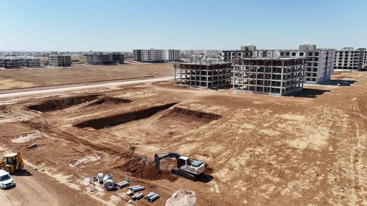 mardinde-12-bin-metrelik-atiksu-calismalari-devam-ediyor