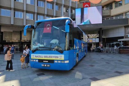 nazilli-belediyesinin-mobil-masal-bahcesi-cocuklarin-hizmetine-girdi