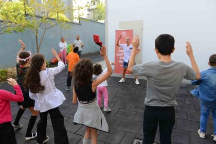 nilufer-belediyesinden-engelli-bireylere-ozel-zumba-etkinligi