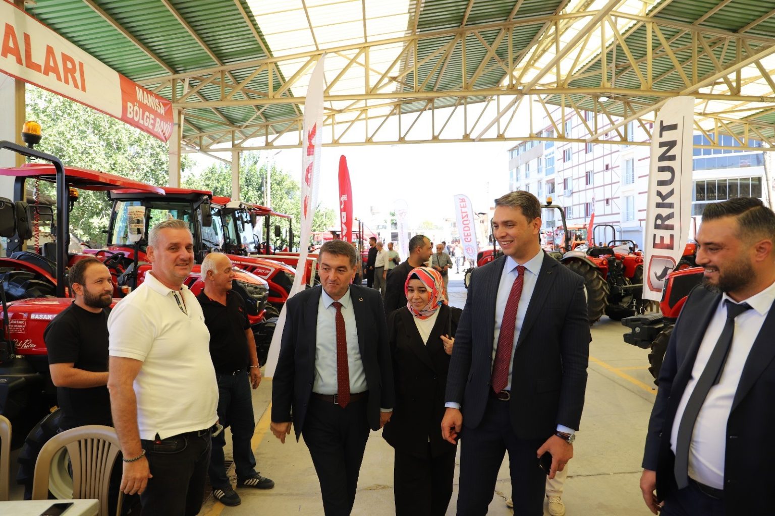 saruhanlida-ilk-kez-tarim-gunleri-duzenlendi