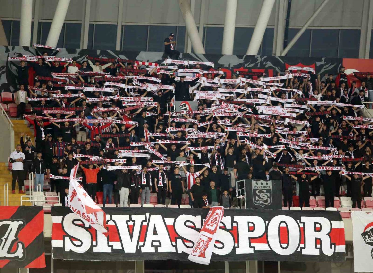 sivasspor-adana-demirspor-macinin-biletleri-satisa-cikti