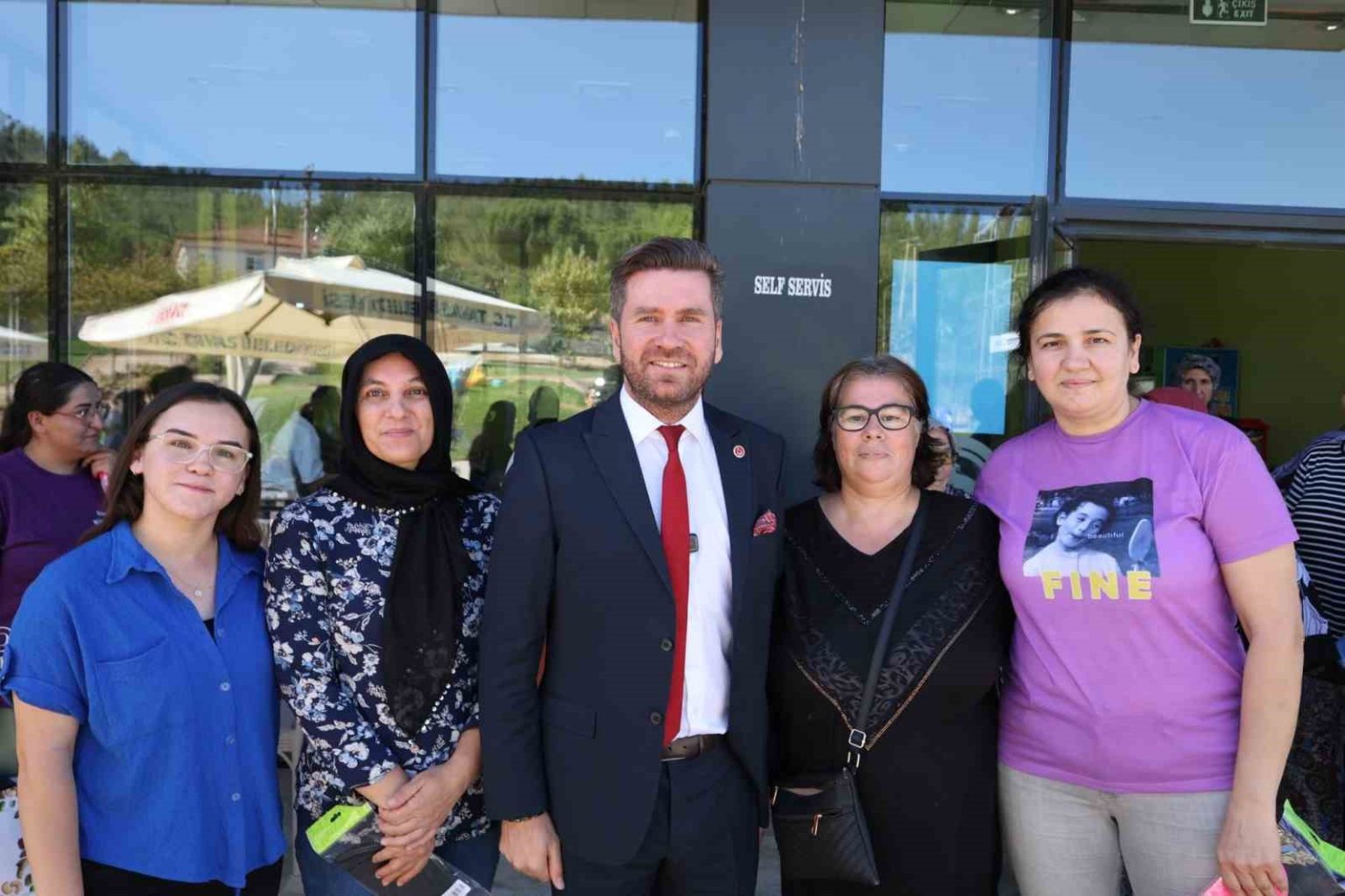 tavas-belediyesi-kirsal-mahallerde-yasayan-kadinlar-icin-yuzme-kursu-baslatti