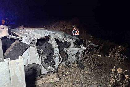 ters-seride-giren-otomobil-tankerle-carpisip-sarampole-yuvarlandi-1-olu-1i-agir-2-yarali