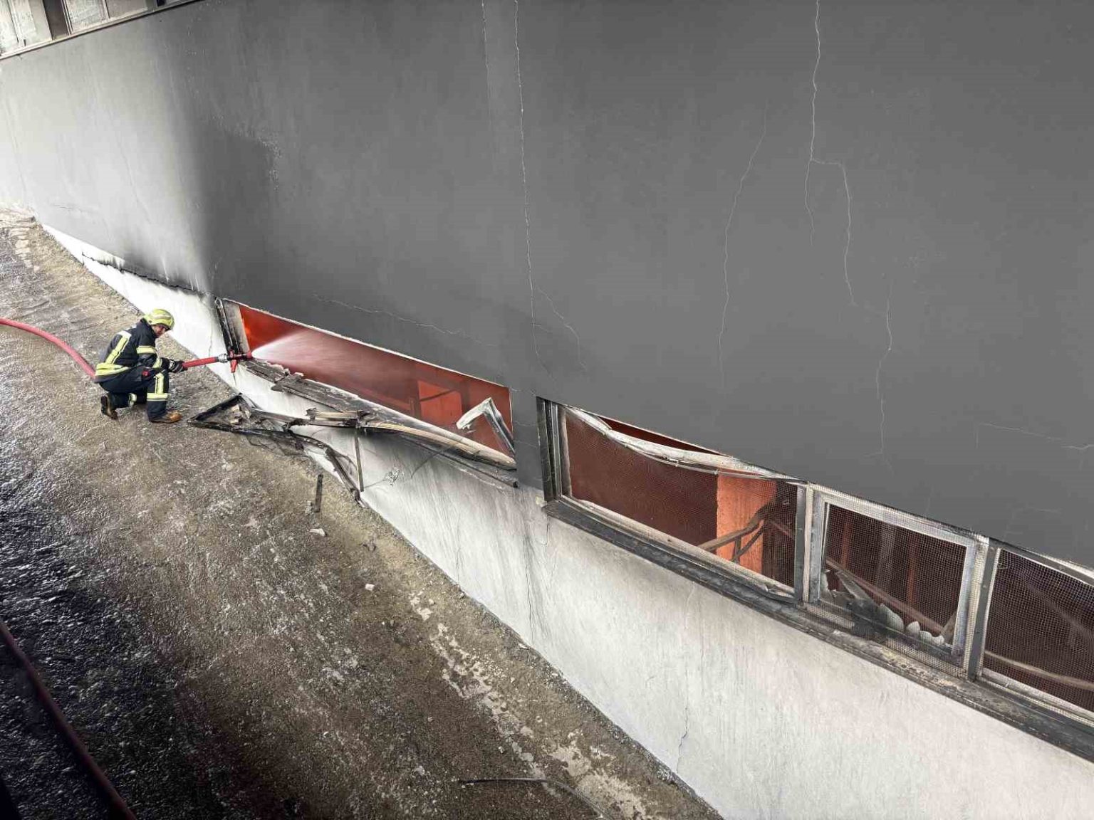 trabzonda-avmdeki-yangin-buyuk-olcude-kontrol-altina-alindi