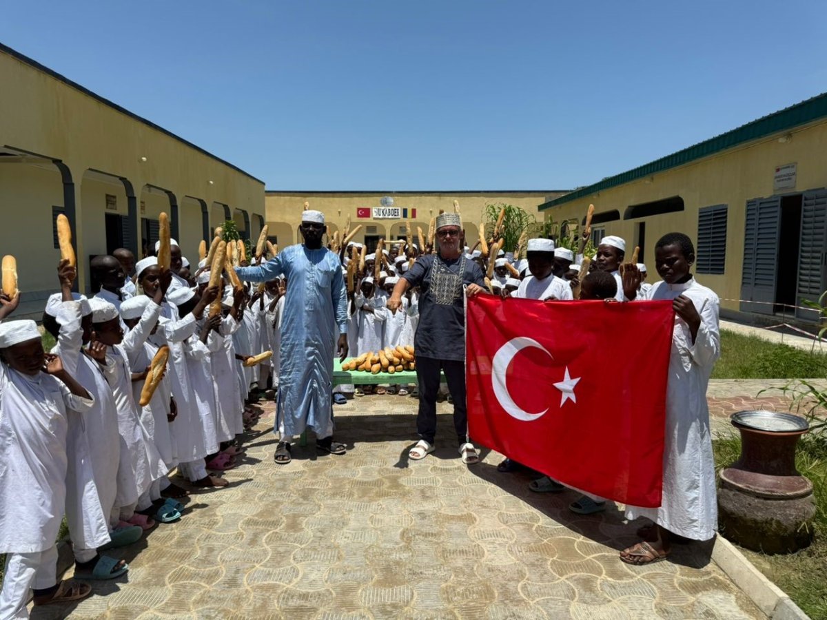 ukabder-gonullulerinden-afrikaya-iyilik-cikartmasi