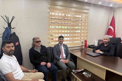 yasayan-kahramanlar-anilacak