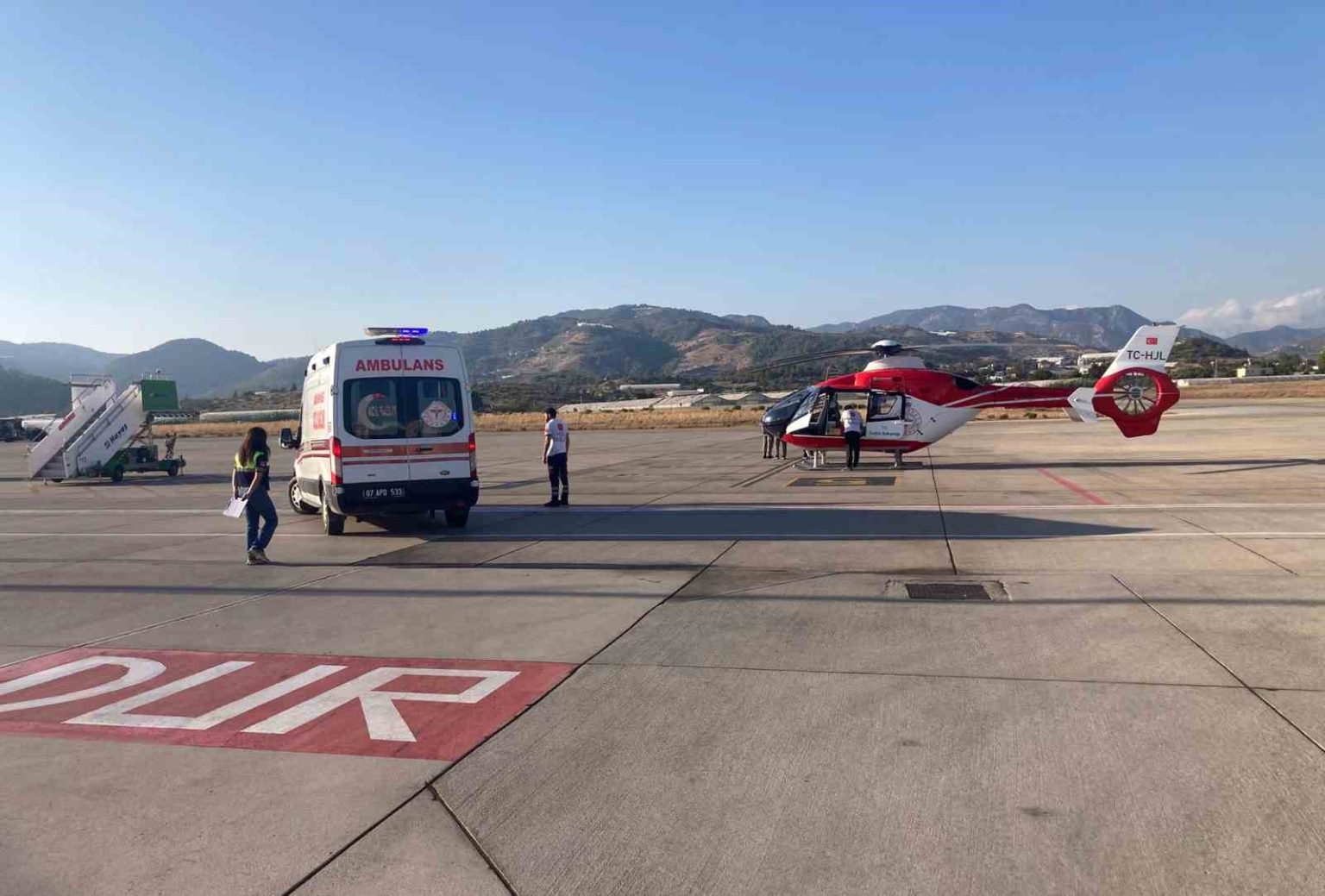 zaturre-teshisi-konulan-bebek-ambulans-helikopterle-sevk-edildi