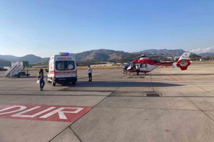 zaturre-teshisi-konulan-bebek-ambulans-helikopterle-sevk-edildi
