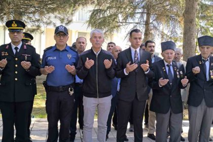 afyonkarahisarda-19-eylul-gaziler-gunu-kutlamasi