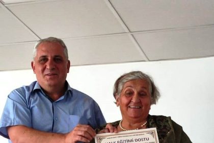 aksehir-halk-egitimi-merkezinden-halk-egitimi-dostu-belgesi