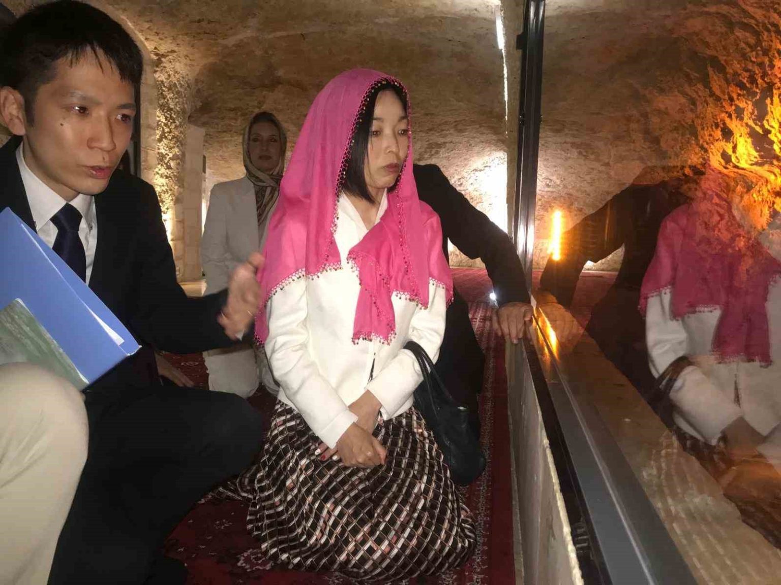 altes-prensesi-akiko-mikasa-balikligolu-ziyaret-etti