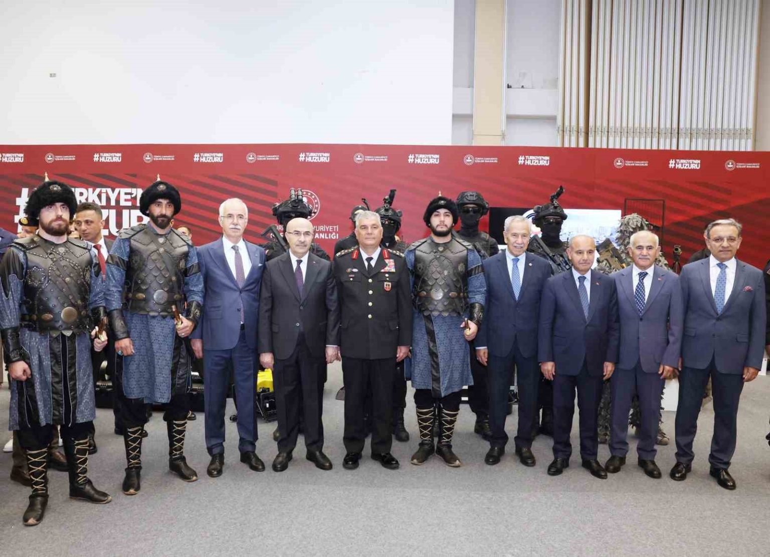 ato-ic-guvenlik-ekipmanlari-fuarinda