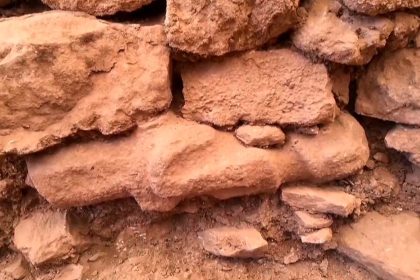 bakan-ersoy-acikladi-gobeklitepede-insan-heykeli-bulundu