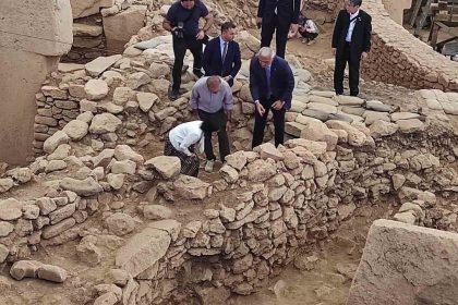 bakan-ersoy-gobeklitepe-kazilariyla-ilgili-aciklamada-bulundu
