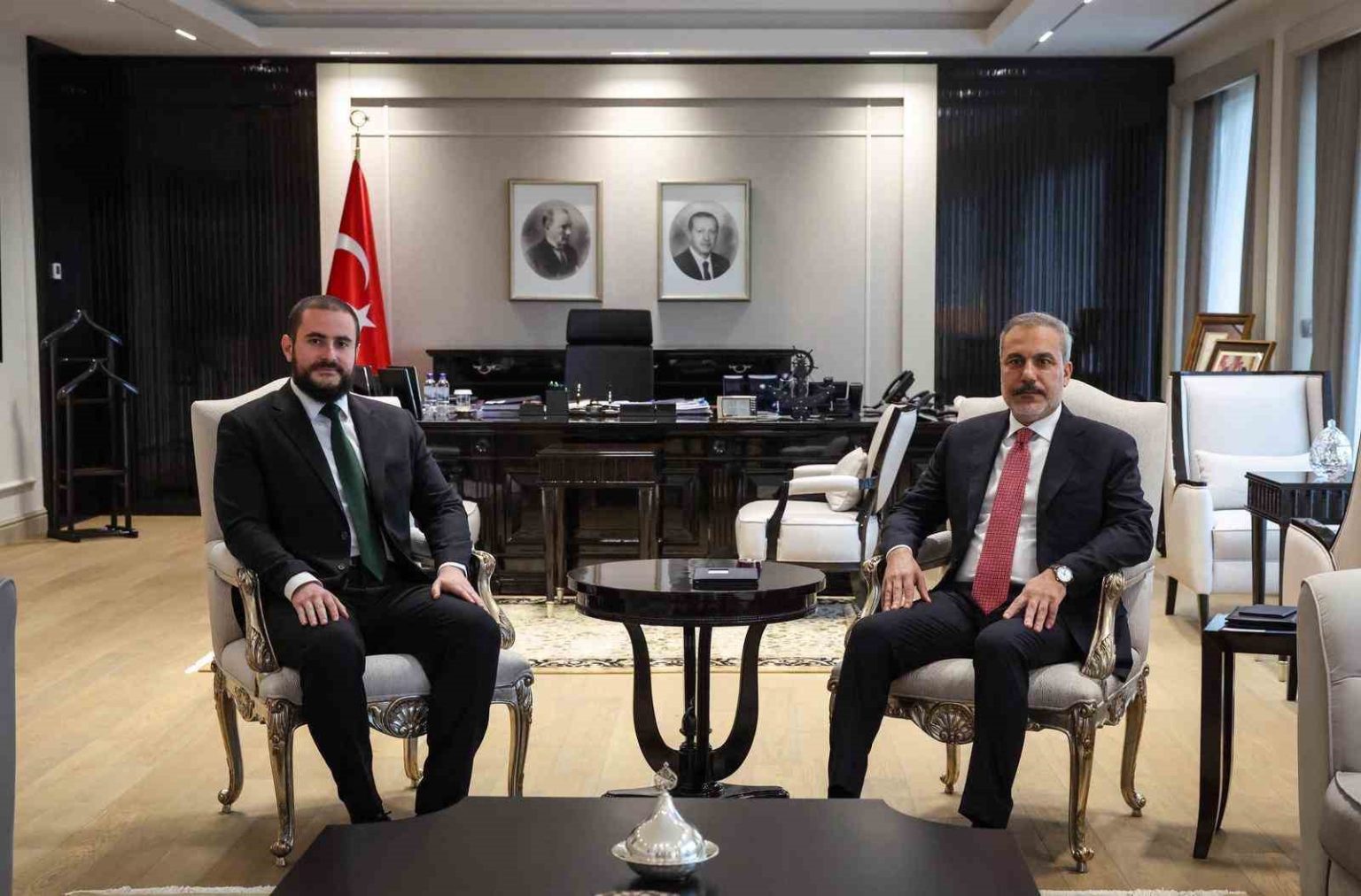 bakan-fidan-sirbistan-devlet-bakani-zukorlic-ile-bir-araya-geldi