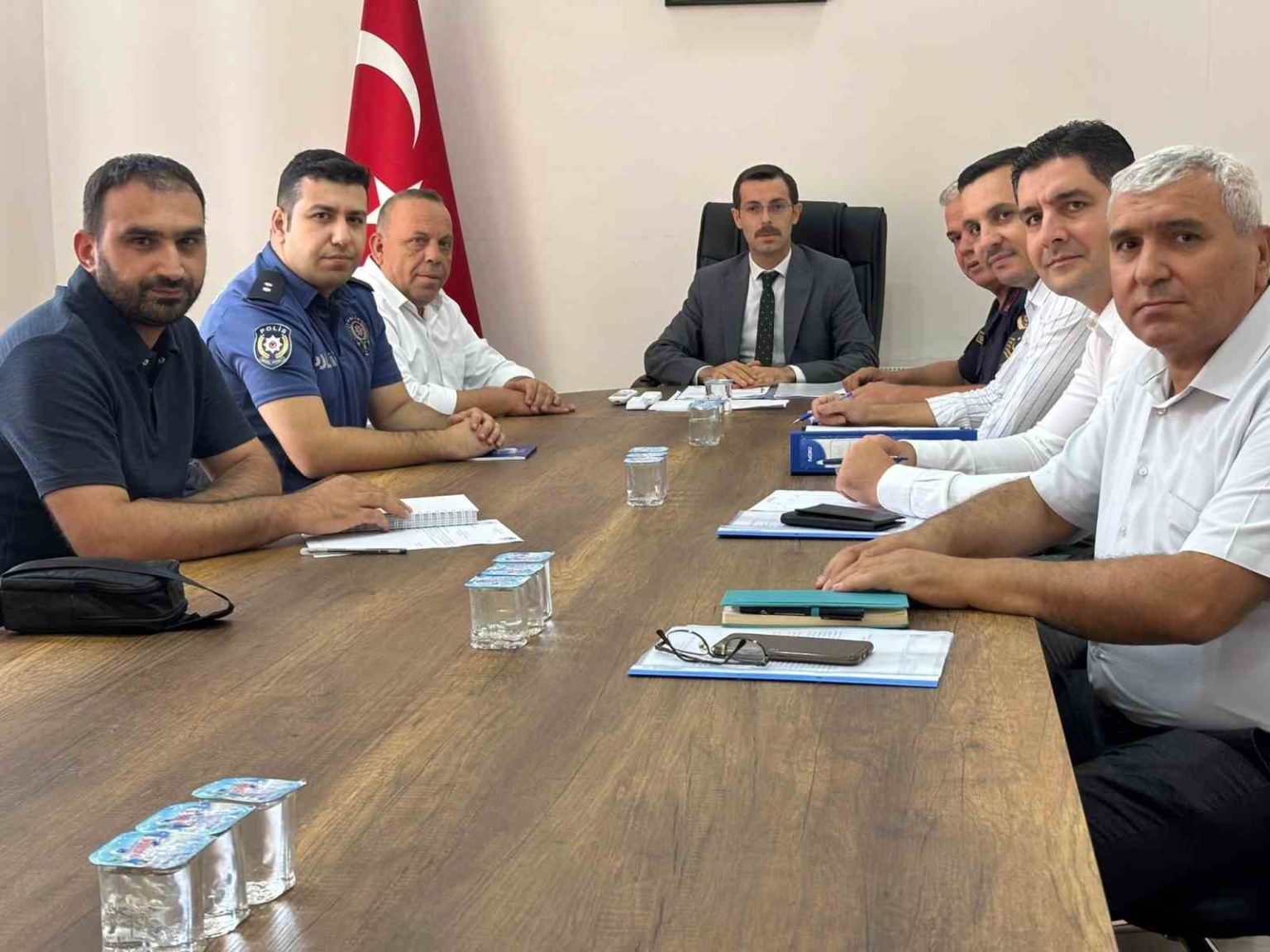 bozdoganda-sokak-hayvanlari-izleme-ve-degerlendirme-kurulu-toplantisi-yapildi