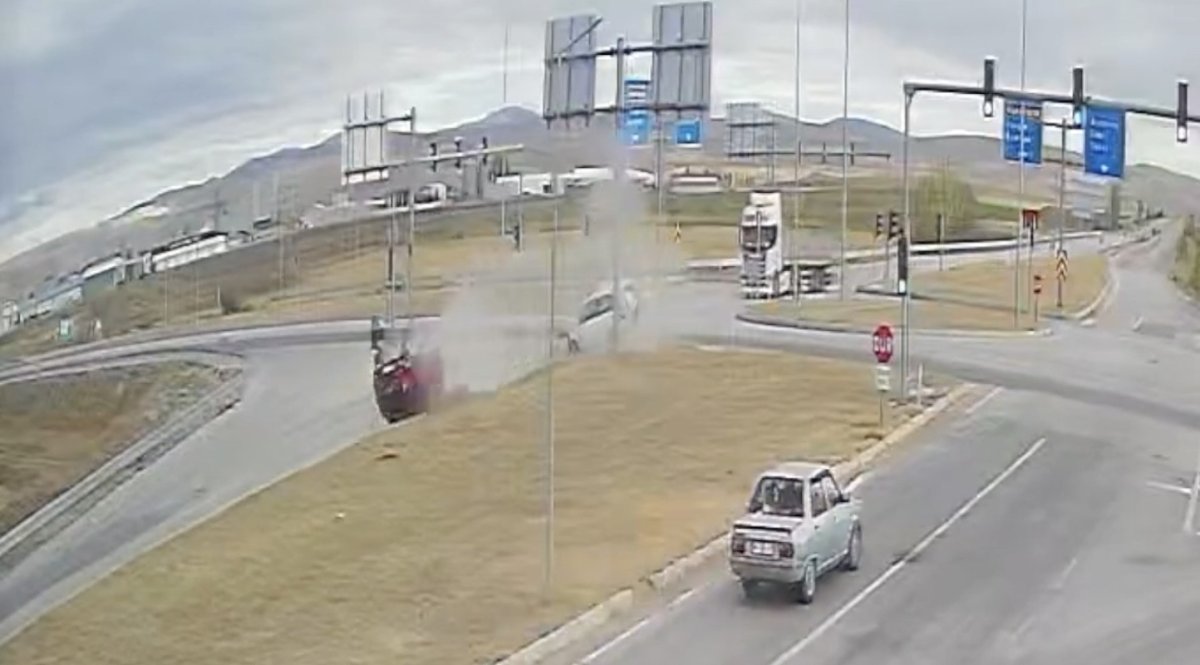 corumda-iki-arac-carpisti-3-yarali