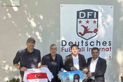 emrah-bayraktar-ve-samet-aybaba-almanyada-temaslarda-bulundu