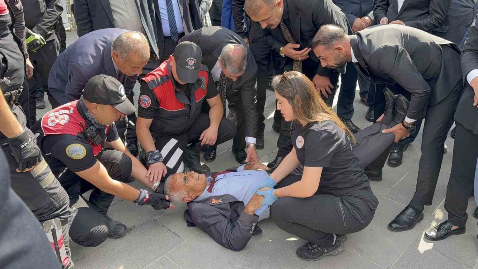 gaziler-gunu-toreninde-fenalasan-gazi-hastaneye-kaldirildi