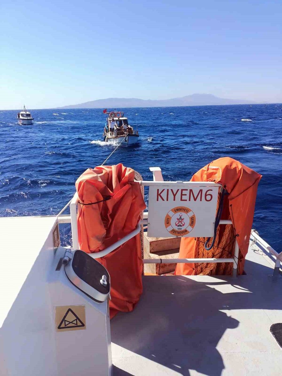 gumbet-aciklarinda-suruklenen-tekne-kurtarildi