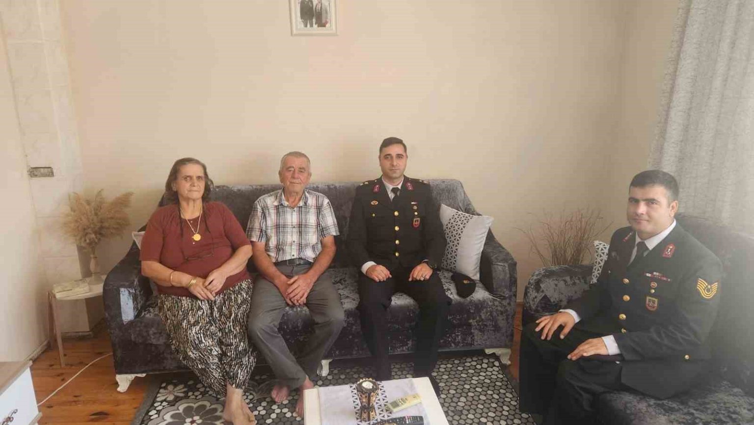 jandarma-kibris-gazilerini-unutmadi