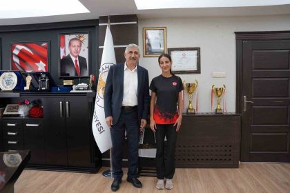 kahta-belediye-baskani-hallactan-spora-tam-destek