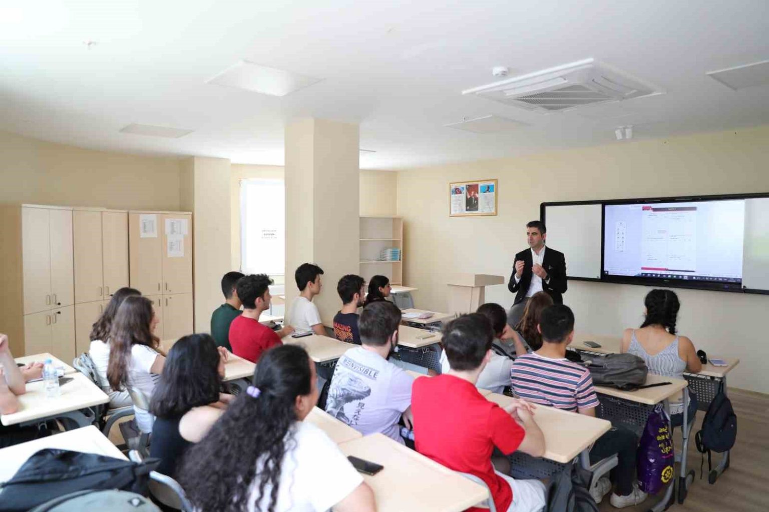 kartal-akademi-universite-sinavlarinda-117-ogrenci-ile-buyuk-bir-basariya-imza-atti