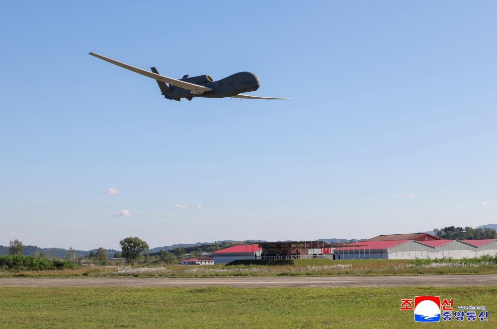 kuzey-kore-lideri-kimden-ihalarin-yapay-zeka-ile-uyumunu-artirma-talimati