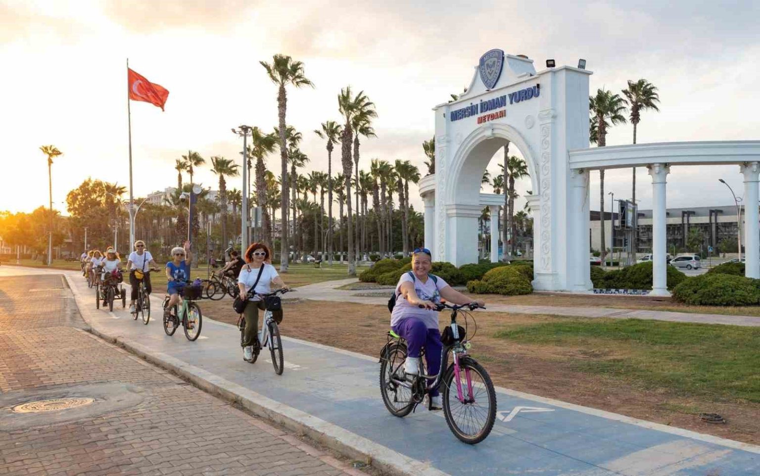 mersinde-pedallar-surdurulebilir-ulasim-icin-cevrildi