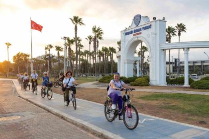 mersinde-pedallar-surdurulebilir-ulasim-icin-cevrildi